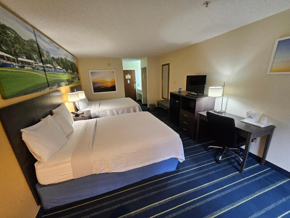 Days Inn By Wyndham Burlington East Haw River Kültér fotó